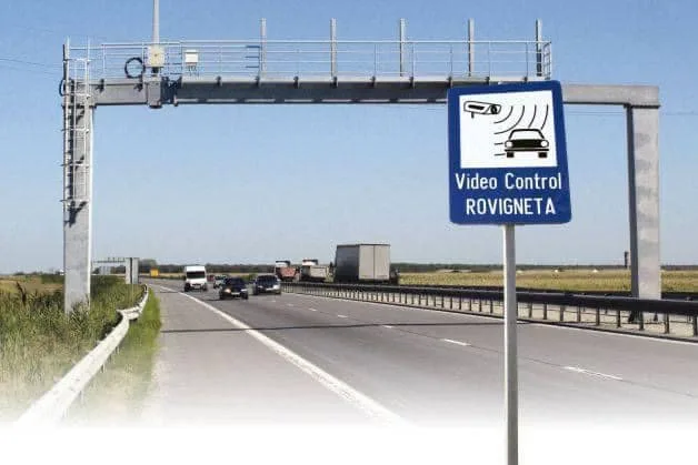 Afișaj rutier pentru controlul rovinietei pe autostradă