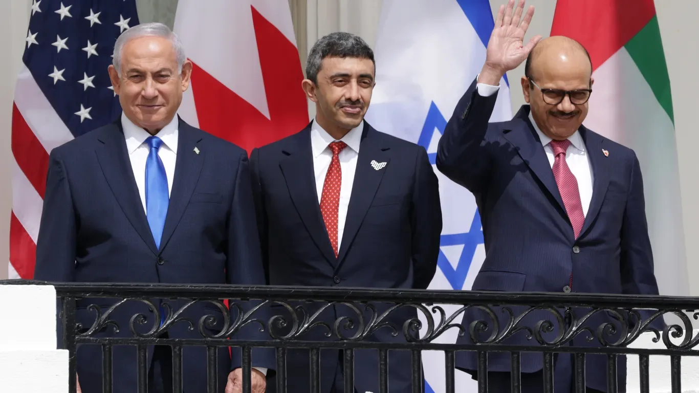 Colaborare militară între Israel și Emiratele Arabe Unite în contextul conflictului cu Iranul.