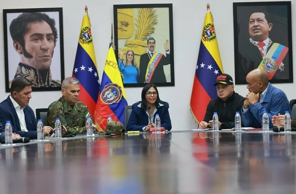 Întâlnire a liderilor venezueleni în context politic complex.