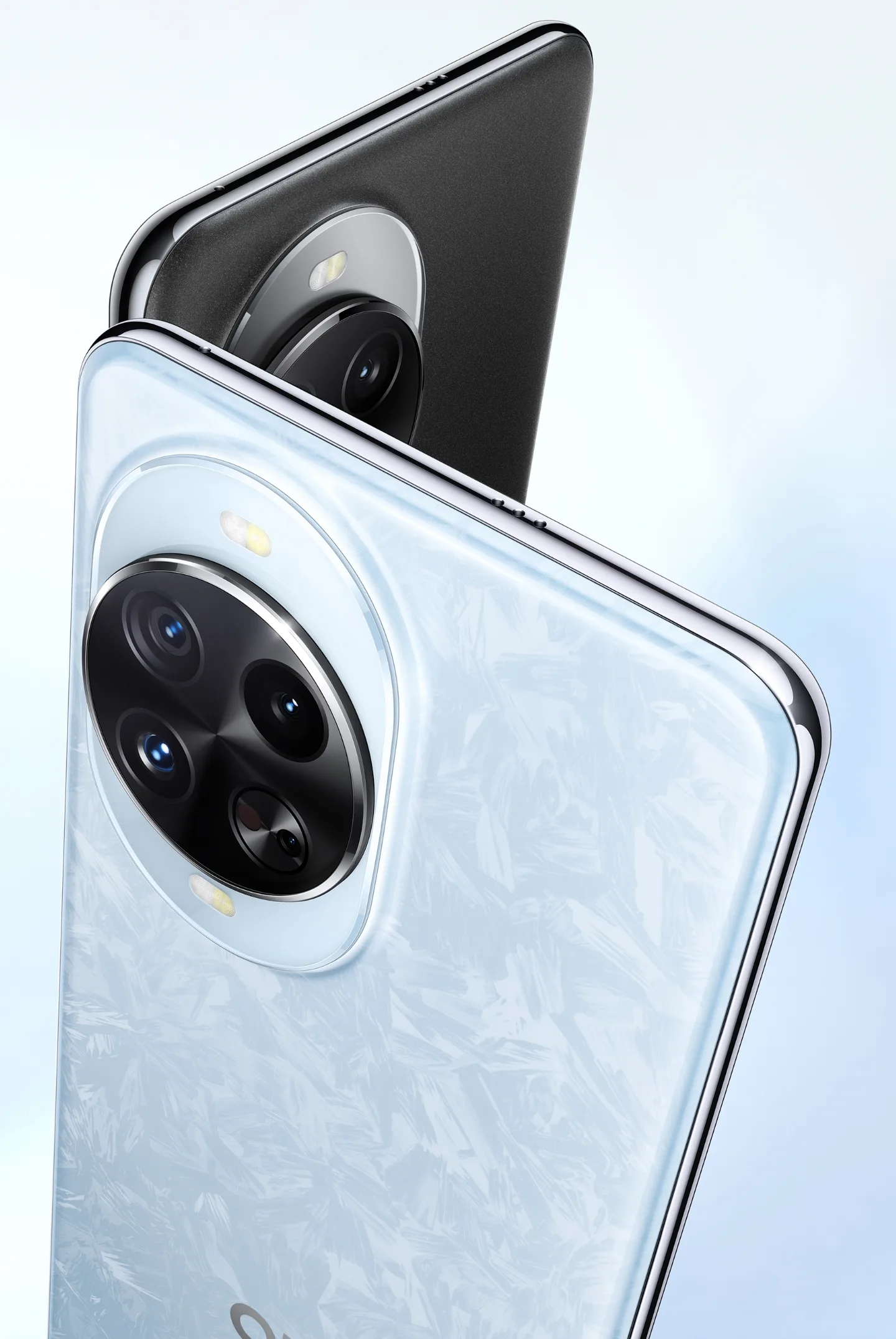 Telefoane low-cost cu design modern și camere multiple, în culori variate.