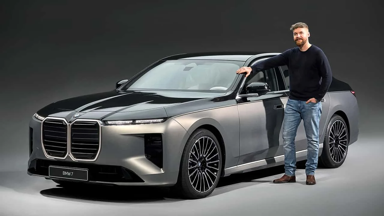 Noua BMW Seria 7 facelift 2026, cu design modern și tehnologii avansate.