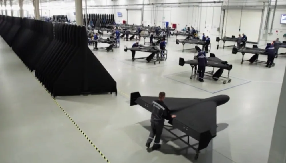 Ateliere de producție pentru drone în complexul Alabuga din Tatarstan.