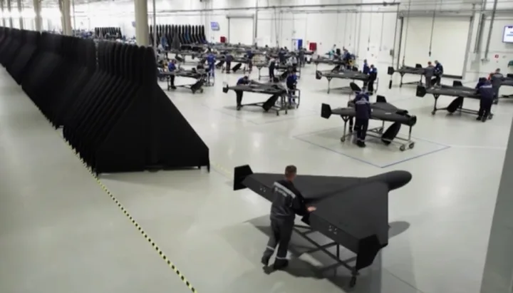 Ateliere de producție pentru drone în complexul Alabuga din Tatarstan.