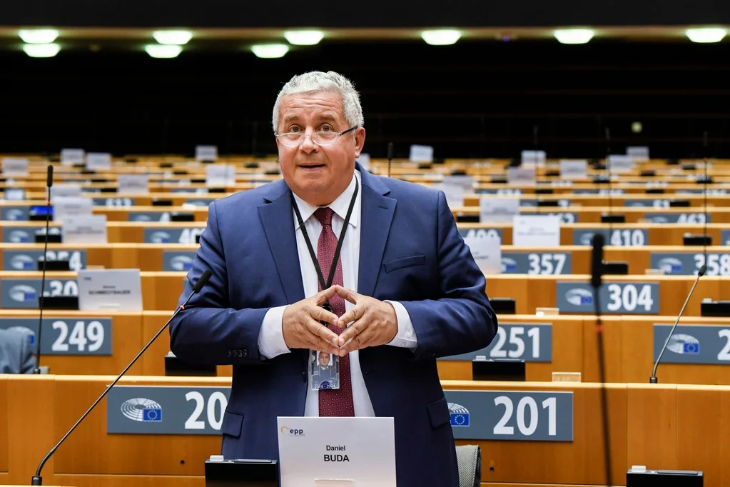 Daniel Buda discută despre reformele Guvernului și criticile aduse PSD.