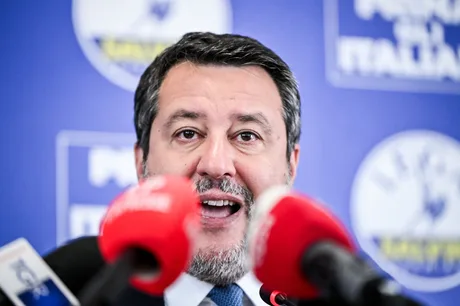 Matteo Salvini critică propunerile Bruxelles-ului privind economisirea energiei în contextul crizei energetice.