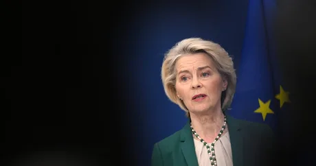 Ursula von der Leyen discută despre apărarea aeriană în Lituania.