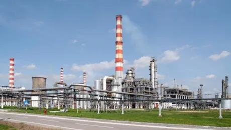 Rafinăria Petrotel Lukoil din Ploiești, pregătită pentru repornire în curând.