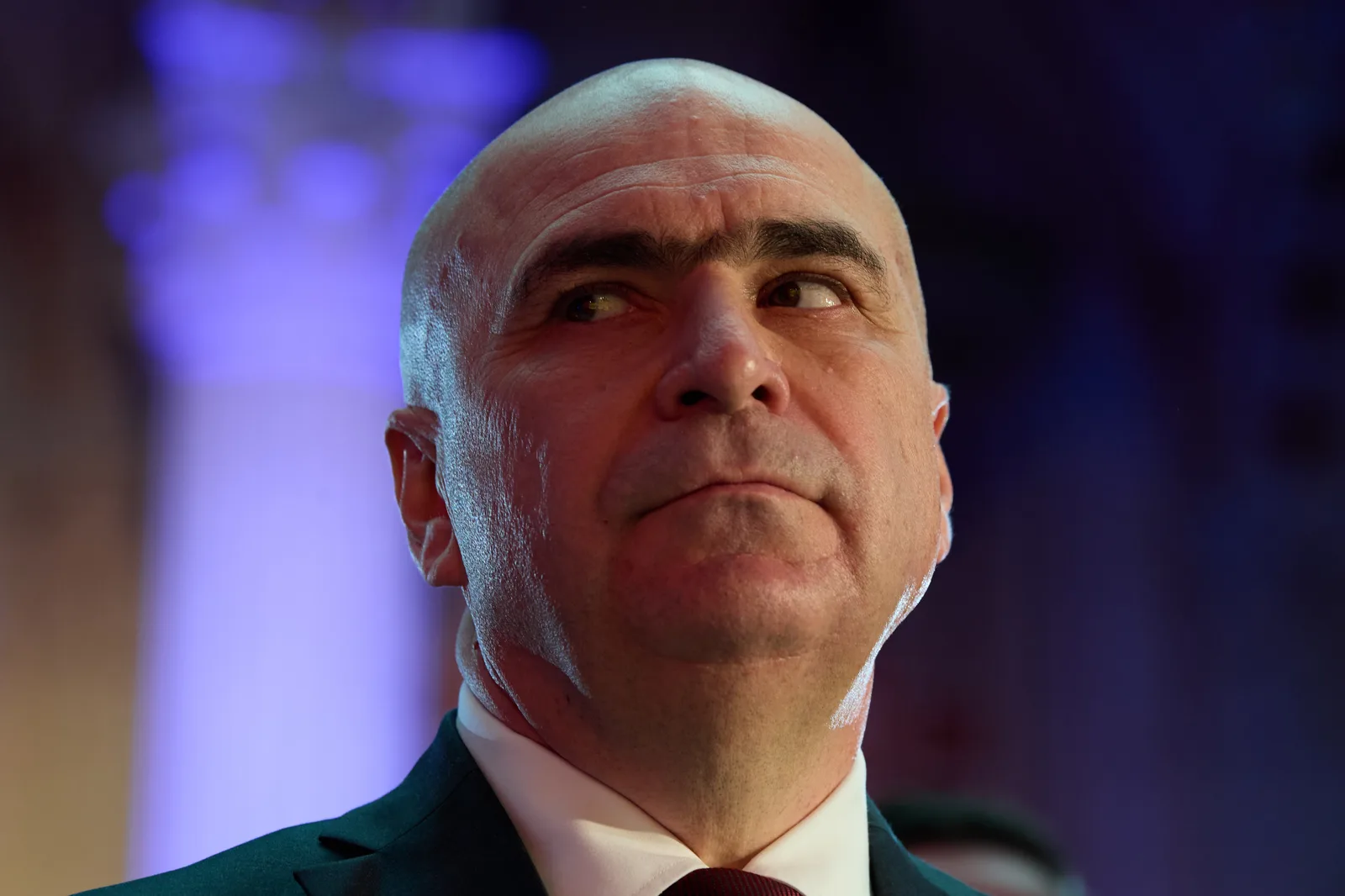 Ilie Bolojan discută despre stabilitatea guvernării și viitorul politic al României.
