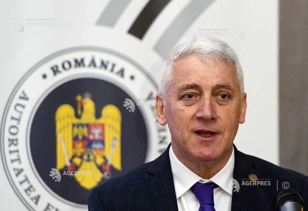 Președintele AEP discutând despre reformele legislative electorale.