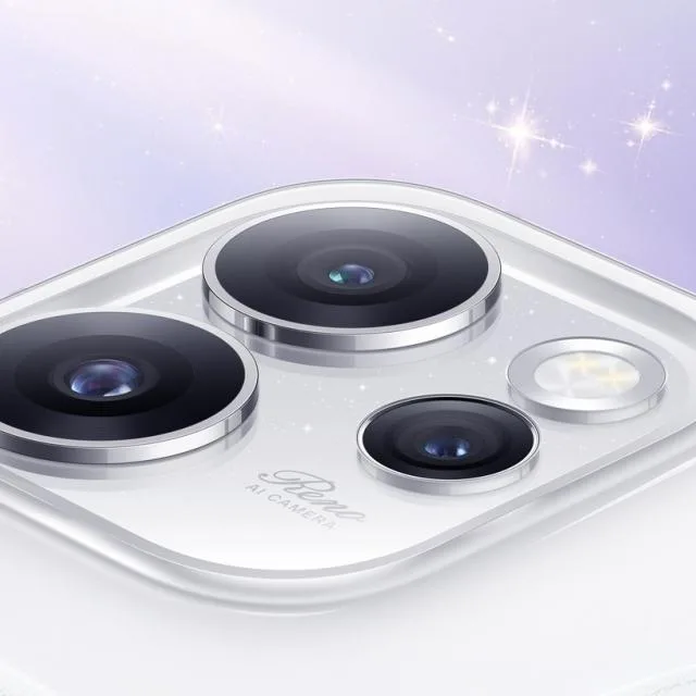 OPPO lansează Reno16 cu cameră principală de 200 MP și cameră periscop - Modelul promite specificații avansate și preț accesibil între 300-400 euro