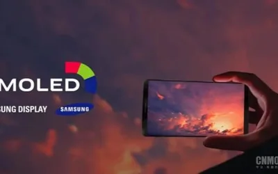 Panou AMOLED pe un smartphone, evidențiind tehnologia avansată.