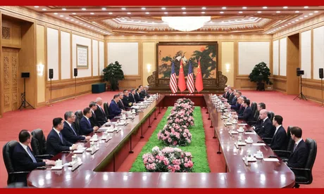 Întâlnire oficială între liderii SUA și China în Marea Sală a Poporului.