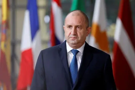 Rumen Radev subliniază importanța negocierilor cu Rusia pentru stabilitate.