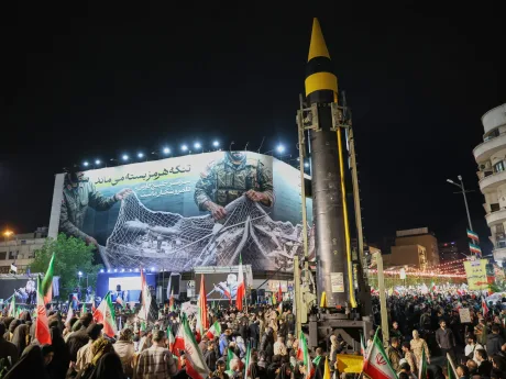 Demonstrație de forță în Teheran, cu un mesaj militar puternic.