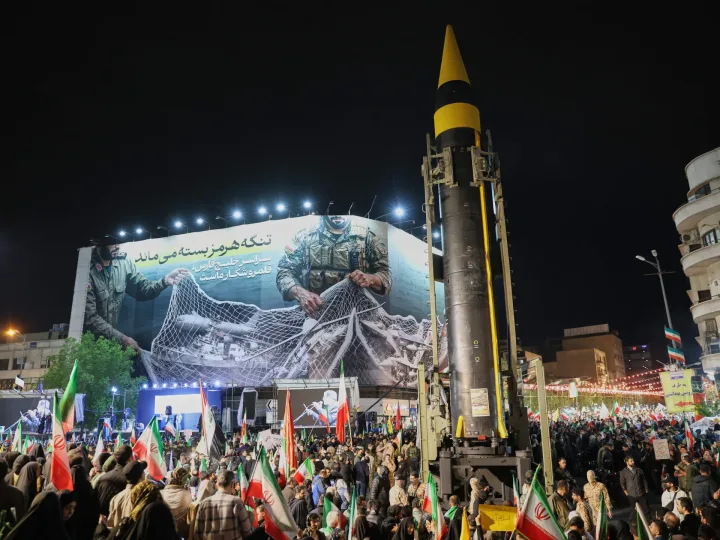 Demonstrație de forță în Teheran, cu un mesaj militar puternic.