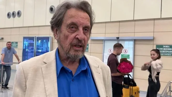 Errol Musk discutând despre relocarea fermierilor sud-africani în Rusia.