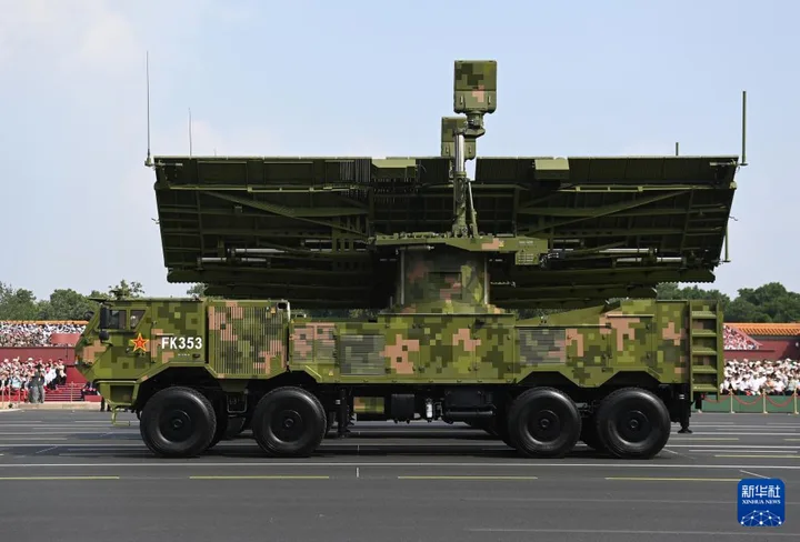 Sistem militar chinezesc pentru neutralizarea dronelor cu tehnologie avansată.