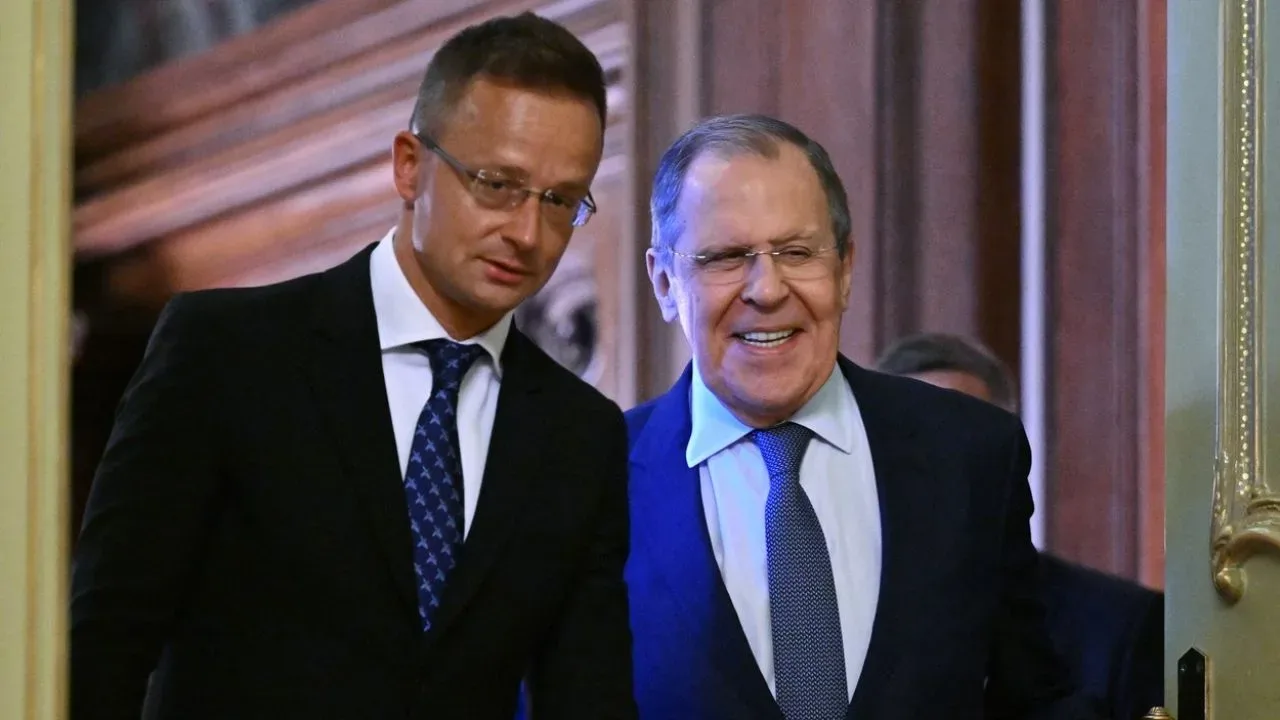 Szijjártó și Lavrov discutând despre blocarea aderării Ucrainei la UE.