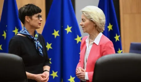 Discuții între oficiali despre aderarea Muntenegrului la Uniunea Europeană.
