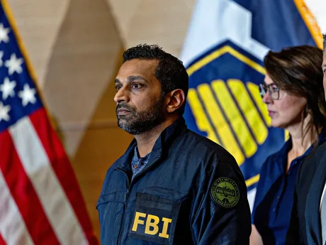 Directorul FBI, Kash Patel, în timpul unei conferințe de presă.