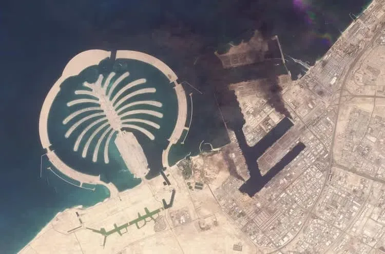 Vedere aeriană a insulei Palm Jumeirah din Dubai.