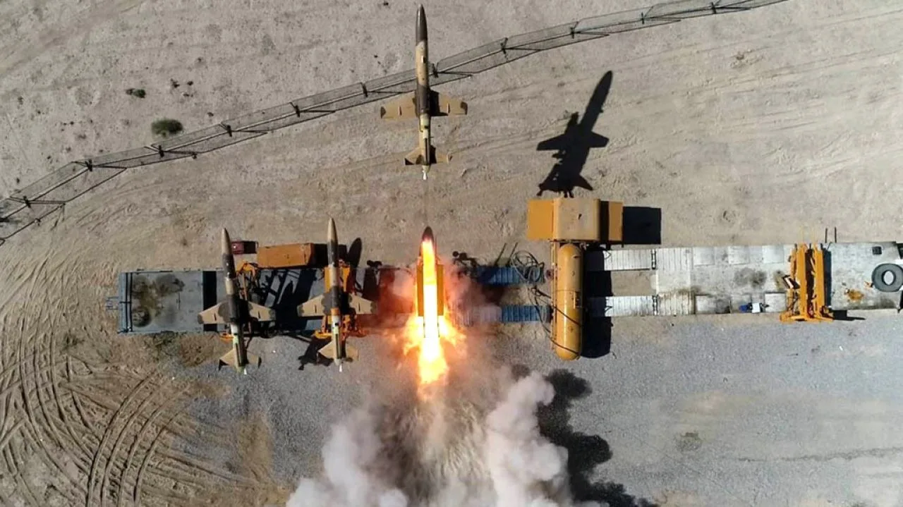 Interceptarea atacurilor cu drone și rachete în Golf.