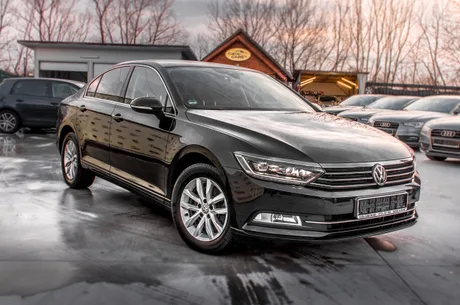 Analiză a transparenței datelor despre mașinile second-hand în România.