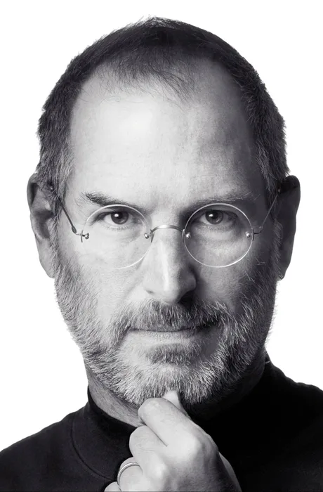 Steve Jobs, figura emblematică a tehnologiei moderne, a influențat profund industria.