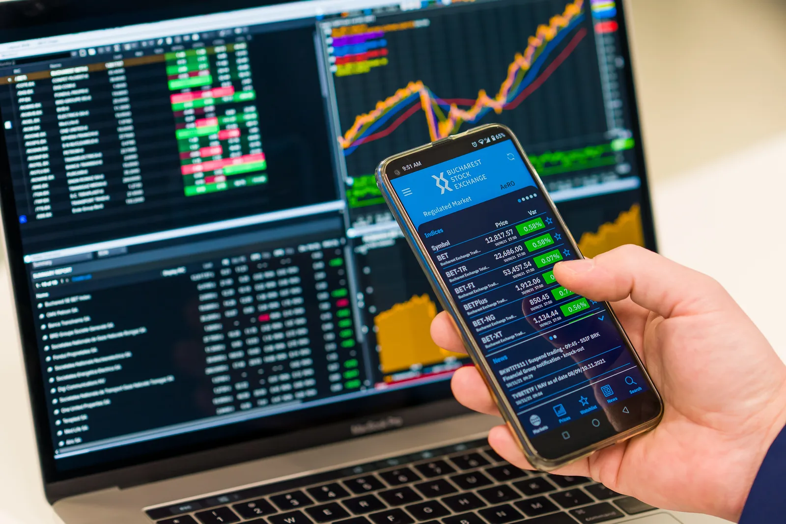 Creșterea numărului de investitori pe Bursa de Valori București în martie 2026