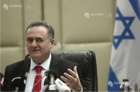 Oficial israelian discutând despre achiziții militare recente.