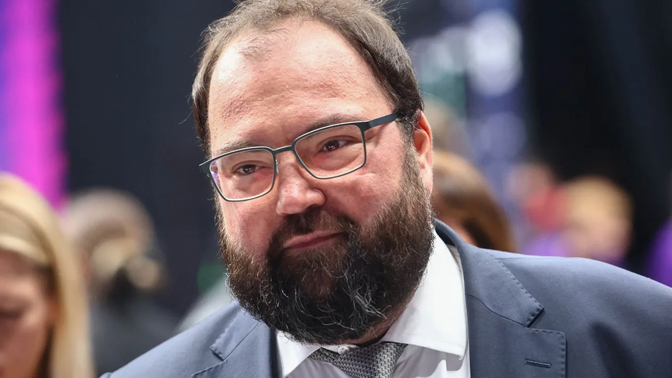 Ministrul rus al dezvoltării digitale discutând despre securitatea comunicațiilor armatei.