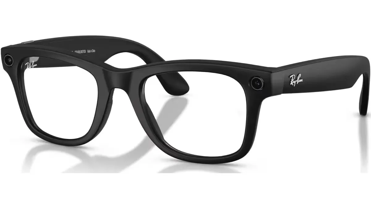 Ochelari inteligenți cu design modern și camere inovatoare, testati de Apple.