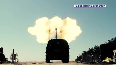 Obuzierul K9 Thunder în acțiune, demonstrând puterea de foc și mobilitatea sa.