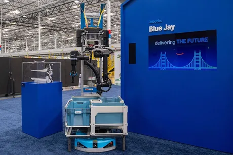 Robotul Blue Jay dezvoltat de Amazon pentru automatizarea depozitelor.
