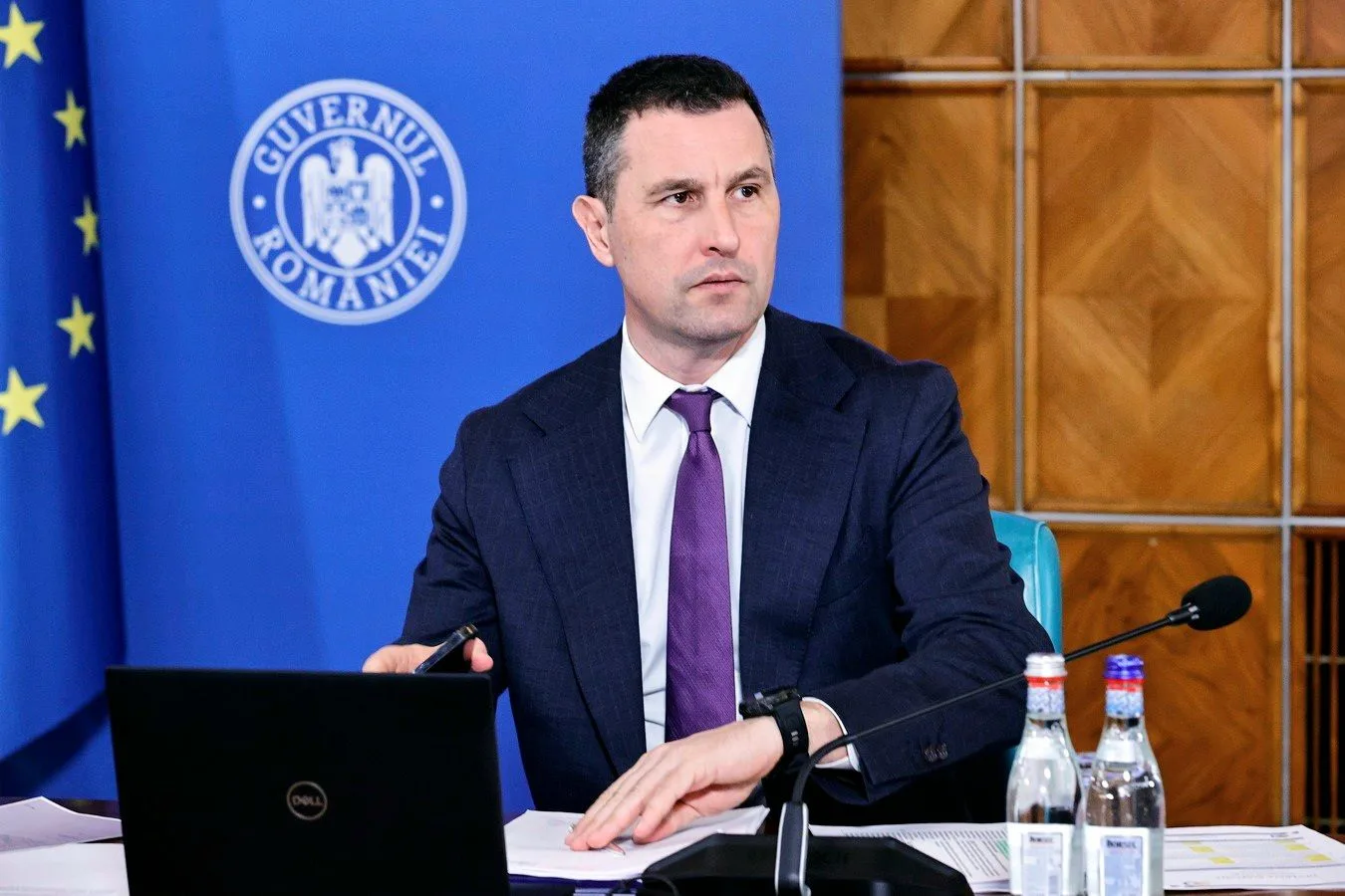 Ministrul Agriculturii discută despre livrarea motorinei în România.