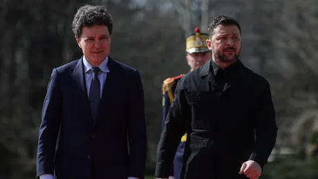Nicușor Dan și Volodimir Zelenski discută despre cooperarea în domeniul dronelor.