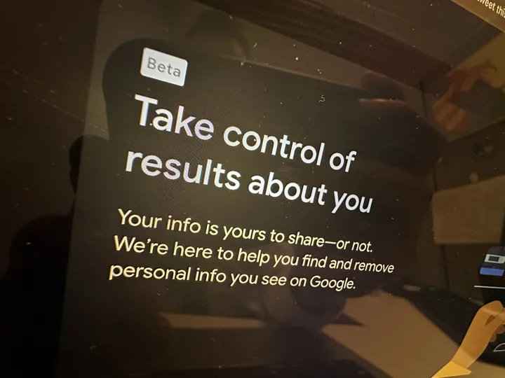 Controlul rezultatelor personale în căutările Google pentru protecția datelor.