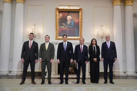 Reprezentanți ai Israelului și Libanului la întâlnirea de negociere pentru pace.