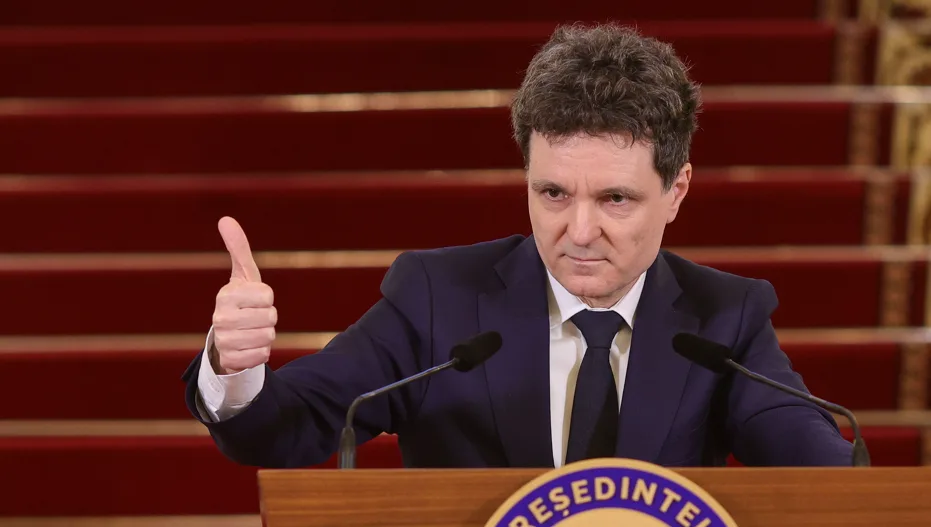 Nicușor Dan susține inițiativa Just.AI pentru integrarea inteligenței artificiale în justiție.