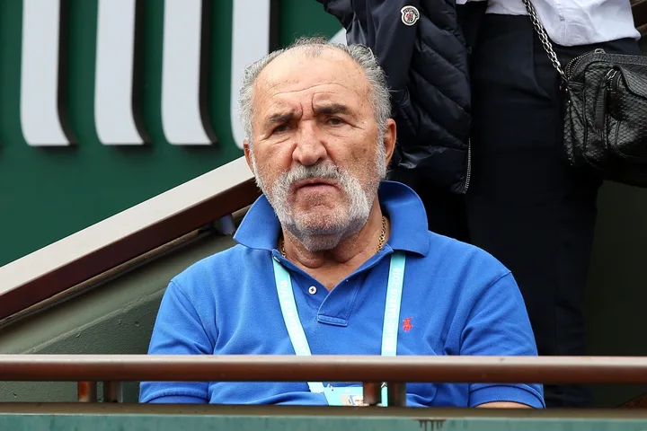 Ion Țiriac discutând despre investițiile sale în Africa.