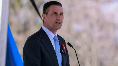 Tánczos Barna discută despre instabilitatea guvernamentală din România.