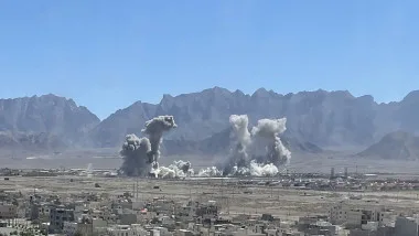 Explozie în Orientul Mijlociu, reflectând tensiunile crescânde.