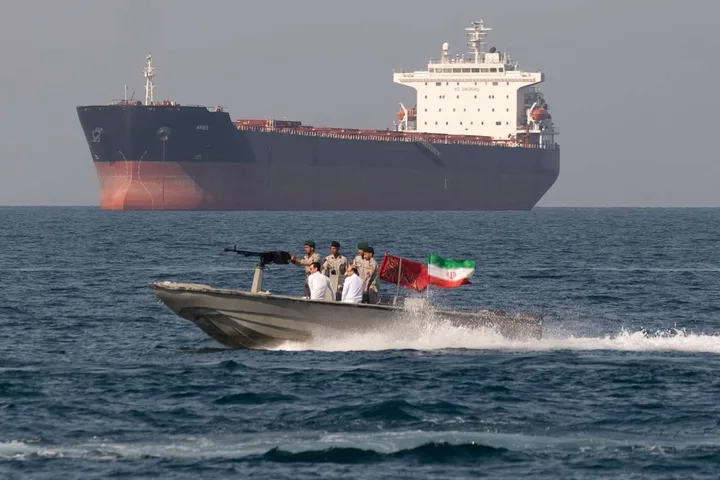 petrol, iran, statele unite - copertă