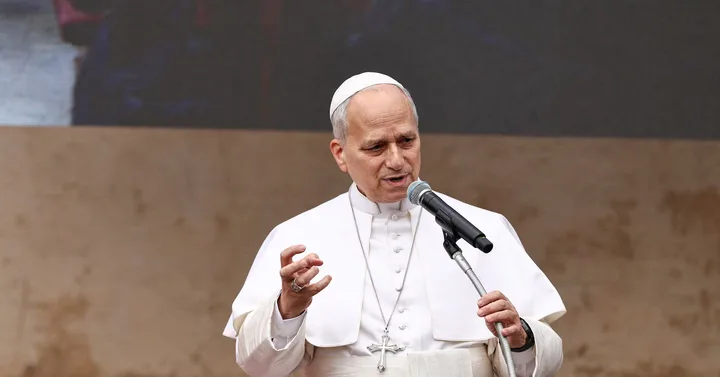 Papa Leo XIV vorbește despre pace și dialog în fața conflictelor internaționale.