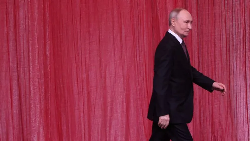 Expoziție controversată despre relațiile ruso-poloneze la Memorialul Katyn.