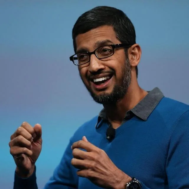 Sundar Pichai discutând despre creșterea Alphabet pe bursă.
