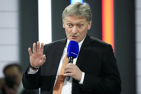 Dmitri Peskov discutând despre declarațiile lituaniene.