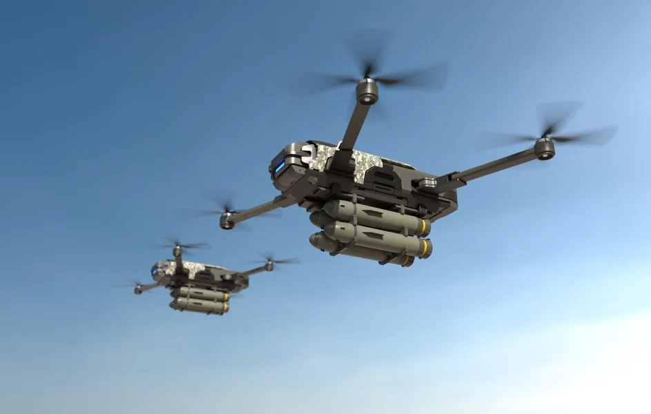 Drone de atac zburând pe un fundal albastru, simbolizând conflictul din Ucraina.