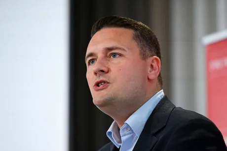 Wes Streeting vorbește despre candidatură și provocările politice din Partidul Laburist.