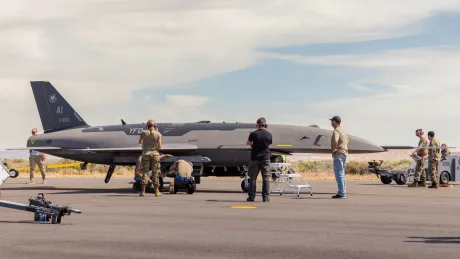 yfq-44a fury, fortele aeriene sua, agile combat employment - copertă